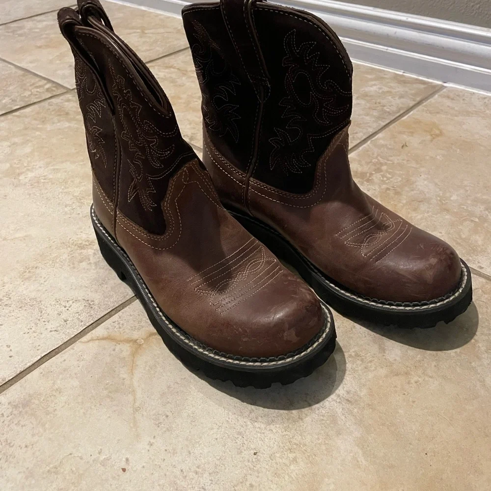 Ariat Brown Leather Western Ankle Boots - Picture 1 of 4